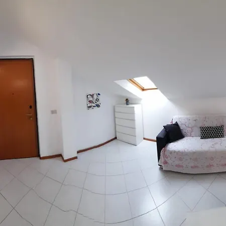 Attico Del Sole Zero Undici Zero Uno Sette Lt 0787 *